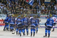 DEL - Eishockey - Playoff - Viertelfinale -  Spiel3 - ERC Ingolstadt - Adler Mannheim - Saison 2017/2018 - Die Mannschaft stürmt das Eis nach dem Treffer - jubel - Foto: Meyer Jürgen