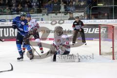 DEL - Eishockey - ERC Ingolstadt - Adler Mannheim - PlayOffs - Spiel 3 - Tim Stapleton (ERC 19) Puck fliegt ins Tor der Mannheimer Dennis Endras (44 Mannheim) Mike Collins (ERC 13) Jubel