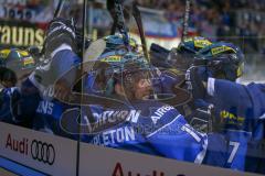 DEL - Eishockey - Playoff - Viertelfinale -  Spiel3 - ERC Ingolstadt - Adler Mannheim - Saison 2017/2018 - Mike Collins (#13 ERCI) schiesst den 4:3 Führungs und Endtreffer in der Overtime - Tim Stapleton (#19 ERCI)  - jubel - Foto: Meyer Jürgen