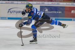 DEL - Eishockey - Playoffs - Spiel 1 - Viertelfinale - ERC Ingolstadt - Adler Mannheim - Saison 2017/2018 - Laurin Braun (#91 ERCI) läuft alleine auf Denis Endras Torwart (#44 Mannheim) zu - Schlagschuss - Foto: Meyer Jürgen