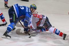 DEL - Eishockey - Playoff - Viertelfinale -  Spiel3 - ERC Ingolstadt - Adler Mannheim - Saison 2017/2018 - Kael Mouillierat (#22 ERCI) beim Bully - Foto: Meyer Jürgen