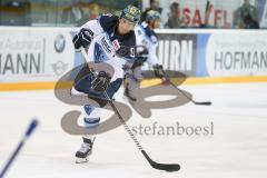 DEL - Eishockey - ERC Ingolstadt - Kölner Haie - Testspiel - Saison 2017/2018 - Brandon Buck (#9 ERCI) beim warm machen - Foto: Meyer Jürgen