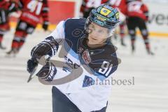 DEL - Eishockey - ERC Ingolstadt - Kölner Haie - Testspiel - Saison 2017/2018 - Laurin Braun (#91 ERCI) beim warm machen - Foto: Meyer Jürgen