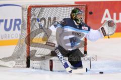 DEL - Eishockey - ERC Ingolstadt - Kölner Haie - Testspiel - Saison 2017/2018 - Jochen Reimer (#32Torwart ERCI) beim warm machen - Foto: Meyer Jürgen