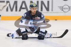 DEL - Eishockey - ERC Ingolstadt - Kölner Haie - Testspiel - Saison 2017/2018 - Darin Olver (#40 ERCI) beim warm machen - Foto: Meyer Jürgen