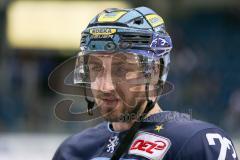 DEL - Eishockey - ERC Ingolstadt - Kölner Haie - Testspiel - Saison 2017/2018 - Matt Pelech (#23 ERCI) beim warm machen - Foto: Meyer Jürgen