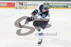 DEL - Eishockey - ERC Ingolstadt - Kölner Haie - Testspiel - Saison 2017/2018 - Mike Collins (#13 ERCI) beim warm machen - Foto: Meyer Jürgen