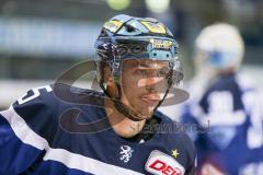 DEL - Eishockey - ERC Ingolstadt - Grizzlys Wolfsburg - Testspiel - Saison 2017/2018 - Fabio Wagner (#5 ERCI) beim warm machen - Foto: Meyer Jürgen