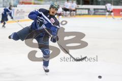 DEL - Eishockey - ERC Ingolstadt - Grizzlys Wolfsburg - Testspiel - Saison 2017/2018 - John Laliberte (#15 ERCI) beim warm machen - Foto: Meyer Jürgen