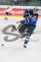 DEL - Eishockey - ERC Ingolstadt - Grizzlys Wolfsburg - Testspiel - Saison 2017/2018 - Sean Sullivan (#37 ERCI) beim warm machen - Foto: Meyer Jürgen