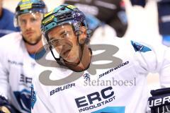 DEL - Eishockey - ERC Ingolstadt - Saison 2017/2018 - erstes Eistraining - Thomas Greilinger (ERC 39) Besprechung