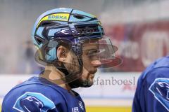 DEL - Eishockey - ERC Ingolstadt - Saison 2017/2018 - erstes Eistraining - Christoph Kiefersauer (ERC 21) neues Design Helm