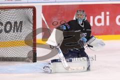 DEL - Eishockey - ERC Ingolstadt - Saison 2017/2018 - erstes Eistraining - Torwart Timo Pielmeier (ERC 51) im Tor