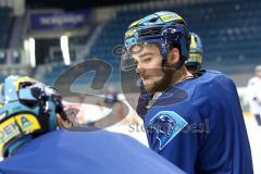 DEL - Eishockey - ERC Ingolstadt - Saison 2017/2018 - erstes Eistraining - Christoph Kiefersauer (ERC 21)