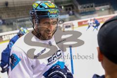 DEL - Eishockey - ERC Ingolstadt - Saison 2017/2018 - erstes Eistraining - Matt Pelech (ERC 23)