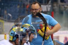 DEL - Eishockey - ERC Ingolstadt - Saison 2017/2018 - erstes Eistraining - Betreuer Igor Hasko (ERC)