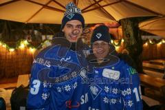 DEL - Eishockey - Saison 2018/2019 - ERC Ingolstadt - Eisarena am Schloß - Tyler Kelleher (#19 ERCI) rechts und Mike Collins (#13 ERCI) links - Foto: Meyer Jürgen
