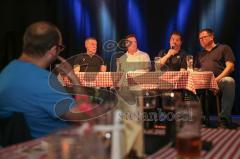 DEL - Eishockey - ERC Ingolstadt - Saison 2017/2018 - Fan Stammtisch - links Torwart Trainer Fabian Dahlem - mitte Co Trainer Tim Regan - rechts Sportdirektor Larry Mitchell -  Johannes Langer ganz rechts - Foto: Meyer Jürgen