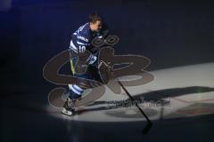DEL - Eishockey - Saison 2018/2019 - ERC Ingolstadt - Düsseldorfer EG - Ville Koistinen (#10 ERCI) beim einlaufen - Foto: Meyer Jürgen