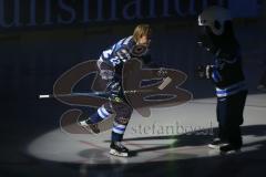 DEL - Eishockey - Saison 2018/2019 - ERC Ingolstadt - Düsseldorfer EG - Vili Sopanen (#22 ERCI) beim einlaufen - Foto: Meyer Jürgen