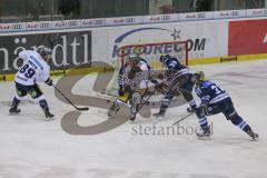 DEL - Eishockey - Saison 2018/2019 - ERC Ingolstadt - Eisbären Berlin - Jochen Reimer (#32Torwart ERCI) - Colin Smith (#89 Berlin) - Sean Sullivan (#37 ERCI) - Foto: Meyer Jürgen