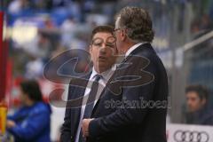 DEL - Eishockey - Saison 2018/2019 - ERC Ingolstadt - Augsburger Panther - Tim Regan (Co-Trainer ERCI) mit Doug Shedden (Cheftrainer ERCI) im Gespräch - Foto: Meyer Jürgen