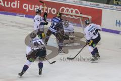 DEL - Eishockey - Saison 2018/2019 - ERC Ingolstadt - Eisbären Berlin - Sean Sullivan (#37 ERCI) mit einer Torchance - Kevin Poulin Torwart (#40 Berlin) - Frank Hördler (#7 Berlin) - Foto: Meyer Jürgen