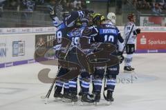 DEL - Eishockey - Saison 2018/2019 - ERC Ingolstadt - Kölner Haie - Garbutt Ryan (#28 ERCI) schiesst den 1:0 Führungstreffer - Gustaf Wesslau Torwart (#29 Köln) - jubel  - Ville Koistinen (#10 ERCI) - Foto: Meyer Jürgen