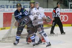 DEL - Eishockey - Saison 2018/2019 - ERC Ingolstadt - Iserlohn Roosters - Mashinter Brandon (#53 ERCI) im Zweikampf vor dem Tor - Sebastian Dahm Torwart (#31 Iserlohn) - Foto: Meyer Jürgen