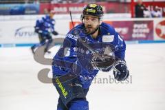 DEL - Eishockey - ERC Ingolstadt - EHC Red Bull München - Brett Olson (ERC 16)