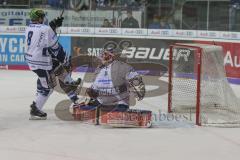 DEL - Eishockey - Saison 2018/2019 - ERC Ingolstadt - Iserlohn Roosters - Thomas Greilinger (#39 ERCI) mit dem 1:0 Führungstreffer - Sebastian Dahm Torwart (#31 Iserlohn) -  jubel - Foto: Meyer Jürgen