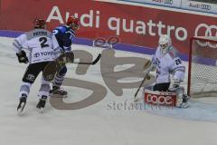 DEL - Eishockey - Saison 2018/2019 - ERC Ingolstadt - Kölner Haie - Mike Collins (#13 ERCI) - Gustaf Wesslau Torwart (#29 Köln) - Benno Schmitz (#2 Köln) - Foto: Meyer Jürgen