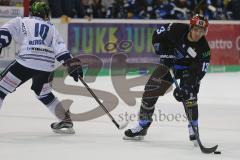 DEL - Eishockey - Saison 2018/2019 - ERC Ingolstadt - Iserlohn Roosters - Mike Collins (#13 ERCI) - Lean Bergmann (#10 Iserlohn) - Foto: Meyer Jürgen