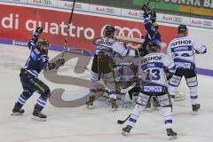 DEL - Eishockey - Saison 2018/2019 - ERC Ingolstadt - Straubing Tigers - Der 3:2 Treffer von Maury Edwards (#23 ERCI) - jubel - Zatkoff Jeffrey Torwart (#37 Straubing) - Jerry D´Àmigo (#9 ERCI) - Foto: Meyer Jürgen