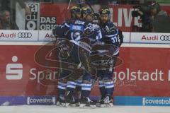 DEL - Eishockey - Saison 2018/2019 - ERC Ingolstadt - Straubing Tigers - Maury Edwards (#23 ERCI) mit dem 1:0 Führungstreffer - jubel - Patrick Cannone (#12 ERCI) - Jerry D´Àmigo (#9 ERCI) - Foto: Meyer Jürgen