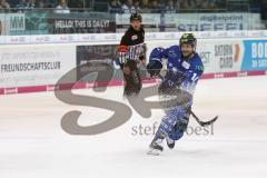 DEL - Eishockey - ERC Ingolstadt - Straubing Tigers - Dustin Friesen (ERC 14) Schuß