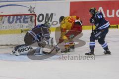 DEL - Eishockey - Saison 2018/2019 - ERC Ingolstadt - Düsseldorfer EG - Jochen Reimer (#32Torwart ERCI) - Maury Edwards (#23 ERCI) - Ken Andre Olimb (#40 Düsseldorf) - Foto: Meyer Jürgen