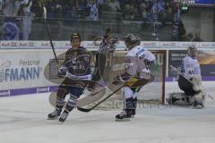 DEL - Eishockey - Saison 2018/2019 - ERC Ingolstadt - Eisbären Berlin - Der 1:1 Ausgleichstreffer durch Tyler Kelleher (#19 ERCI)  - Kevin Poulin Torwart (#40 Berlin) - jubel - Laurin Braun (#91 ERCI) - Maxilian Adam (#5 Berlin) - Foto: Meyer Jürgen