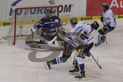 DEL - Eishockey - Saison 2018/2019 - ERC Ingolstadt - Eisbären Berlin - Jochen Reimer (#32Torwart ERCI) - Louis-Marc Aubry (#41 Berlin) - Maury Edwards (#23 ERCI) - Foto: Meyer Jürgen