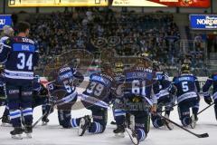 DEL - Eishockey - Saison 2018/2019 - ERC Ingolstadt - Kölner Haie - Die Mannschaft nach dem Spiel vor der Fankurve - Foto: Meyer Jürgen