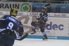 DEL - Eishockey - Saison 2018/2019 - ERC Ingolstadt - Straubing Tigers - Maury Edwards (#23 ERCI) mit dem 1:0 Führungstreffer - jubel - Foto: Meyer Jürgen