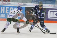 DEL - Eishockey - Saison 2018/2019 - ERC Ingolstadt - Augsburger Panther - Jerry D´Àmigo (#9 ERCI) beim Schuss - Valentine Scott (#22 Augsburg) - Foto: Meyer Jürgen