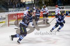DEL - Eishockey - ERC Ingolstadt - Adler Mannheim - Tor 3:2 durch Ville Kaistinen (ERC 10), Jubel David Elsner (ERC 61) Tyler Kelleher (19 ERC)