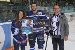 DEL - Eishockey - Saison 2018/2019 - ERC Ingolstadt - Straubing Tigers - Panther des Monats - Brett Olson (#16 ERCI) - Foto: Meyer Jürgen