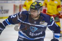 DEL - Eishockey - ERC Ingolstadt - Düsseldorf EG - Patrick Cannone (ERC 12)