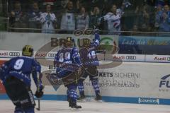 DEL - Eishockey - Saison 2018/2019 - ERC Ingolstadt - Augsburger Panther - Brett Olson (#16 ERCI)trifft zum 1:0 Führungstreffer - Olivier Roy Torwart (#31 Augsburg) - jubel - Foto: Meyer Jürgen