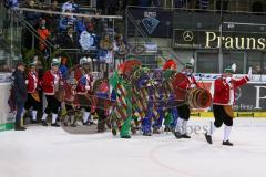 DEL - Eishockey - Saison 2018/2019 - ERC Ingolstadt - Kölner Haie - Die Schäffler marschieren auf das Eis- Foto: Meyer Jürgen