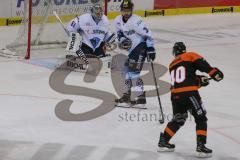 DEL - Eishockey - Saison 2018/2019 - ERC Ingolstadt - Grizzlys Wolfsburg - Daniel Sparre (#40 Wolfsburg) - Timo Pielmeier (#51Torwart ERCI) - Benedikt Kohl (#34 ERCI) - Foto: Meyer Jürgen