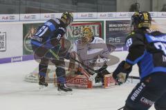 DEL - Eishockey - Saison 2018/2019 - ERC Ingolstadt - Iserlohn Roosters - David Elsner (#61 ERCI) - Niko Hovinen Torwart (#32 Iserlohn) - Foto: Meyer Jürgen