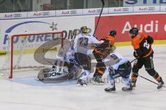 DEL - Eishockey - Saison 2018/2019 - ERC Ingolstadt - Grizzlys Wolfsburg - Timo Pielmeier (#51Torwart ERCI) - Maury Edwards (#23 ERCI) - Jerry D´Àmigo (#9 ERCI) - Foto: Meyer Jürgen